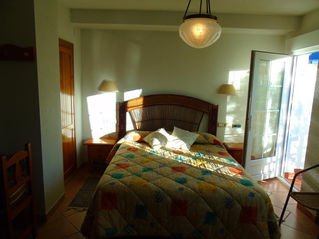 Apartamentos Turisticos Cumbres Verdes La Zubia  Værelse billede