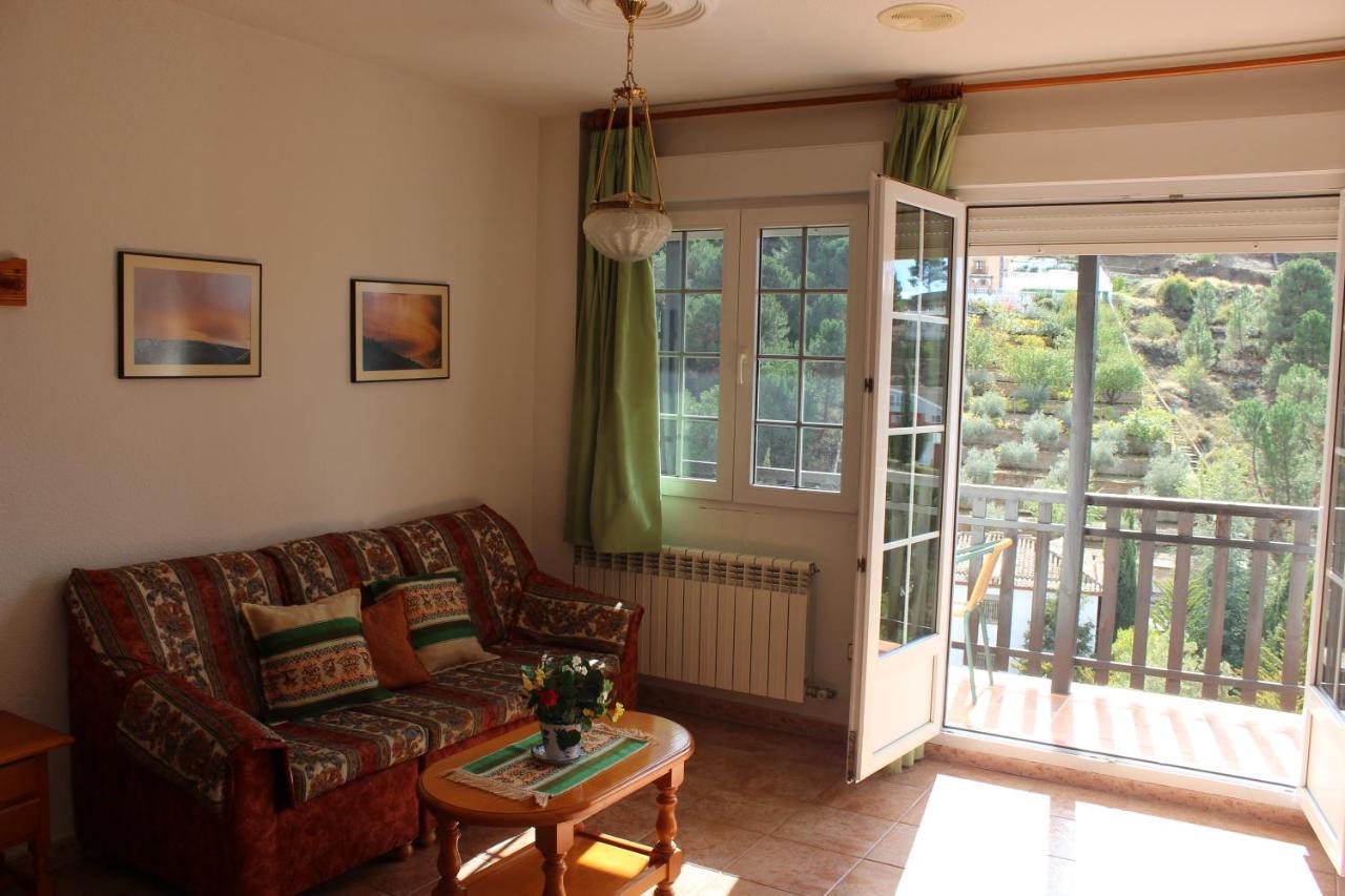 Apartamentos Turisticos Cumbres Verdes La Zubia  Eksteriør billede